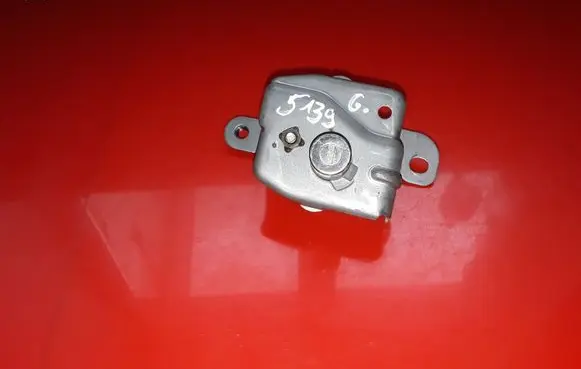 Honda Accord Tailgate exterior lock NOCODE