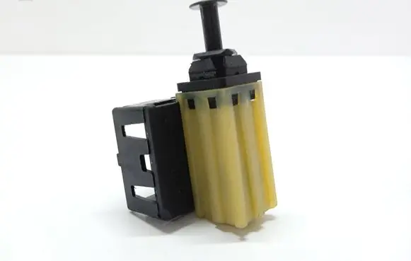 Jeep Grand Cherokee (WK) Brake pedal sensor switch 30505L