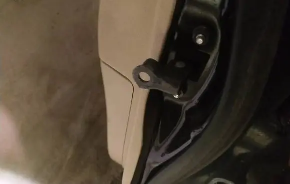 Lexus IS 220D-250-350 Rear door check strap stopper