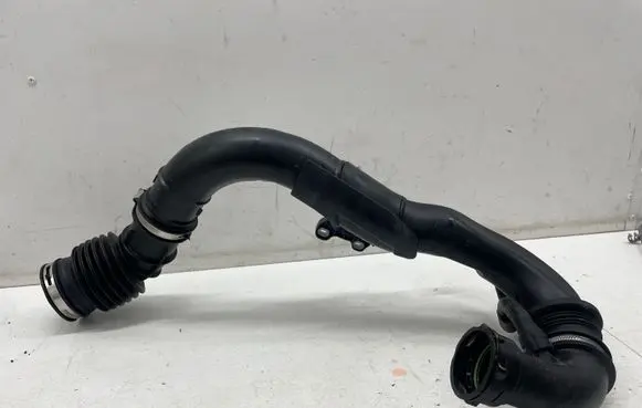 Ford Focus Intercooler hose/pipe JX619C623CE