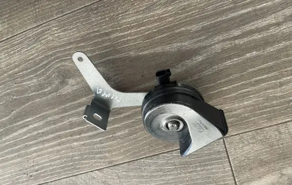 Ford Puma Horn signal L1TT13808AC