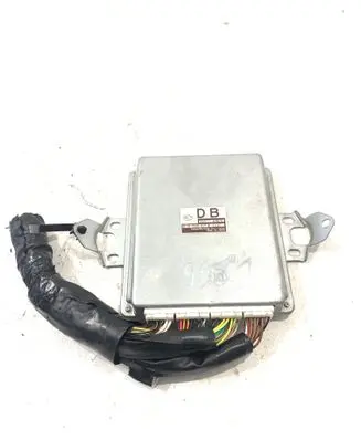 Subaru Forester SG Engine control unit/module 22611AM870 A18000R7T