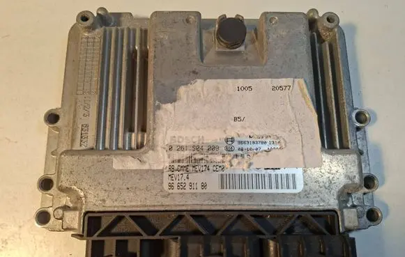 Citroen C4 I Engine control unit/module ECU 0261S04009 9665291180 9663193780