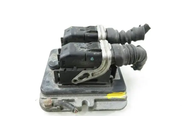 Opel Zafira A Engine control unit/module 90582539