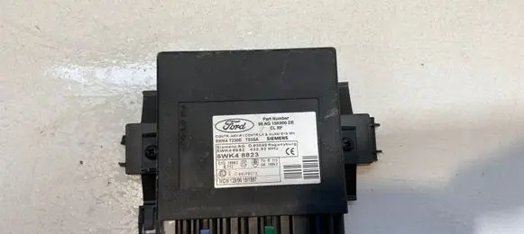 Ford Focus Comfort/convenience module 98AG15K600DE