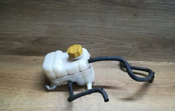 Chevrolet Lacetti Coolant expansion tank/reservoir 96859652
