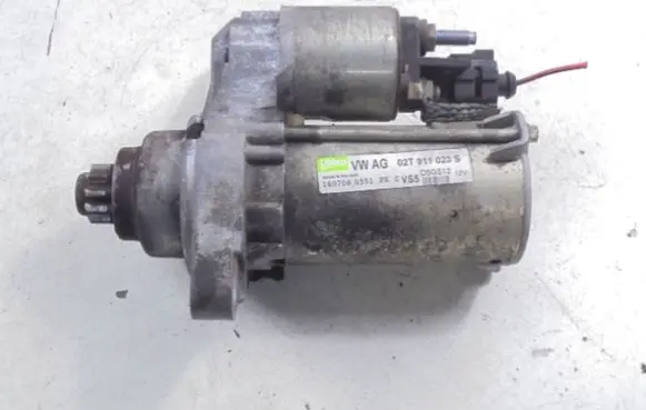 Volkswagen Polo IV 9N3 Starter motor 02T911023S