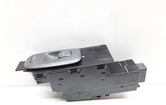 Volvo V70 Electric window control switch 9452961