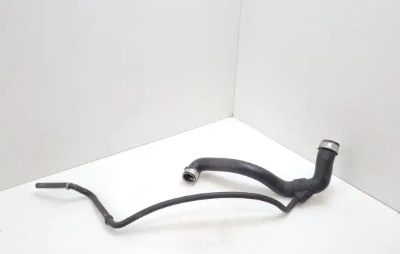 Mercedes-Benz SLK R171 Engine coolant pipe/hose