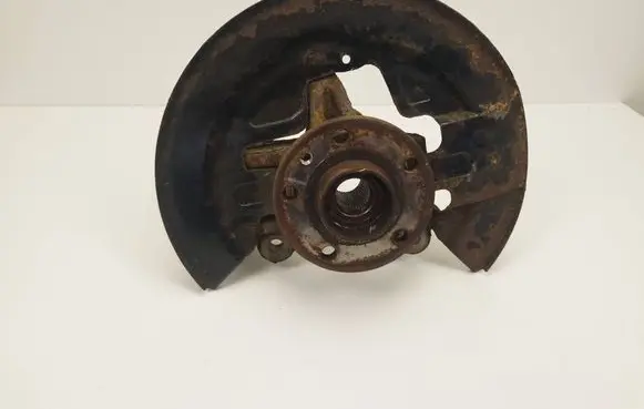 Volvo XC60 Front wheel hub spindle knuckle