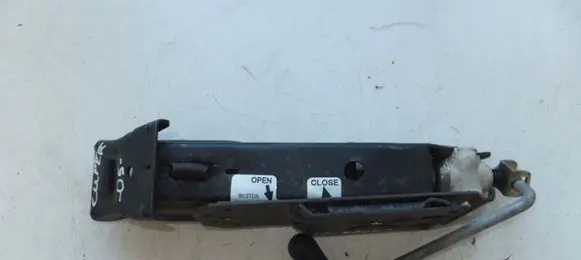 Mini One - Cooper R50 - 53 Lift Jack 