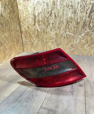 Mercedes-Benz C W204 Rear/tail lights 2048202964