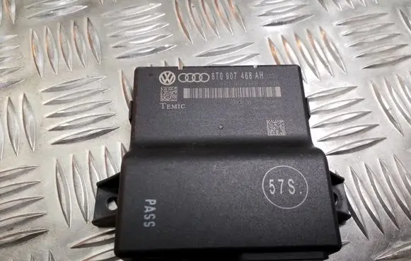 Audi A5 8T 8F Other control units/modules 8T0907468AH