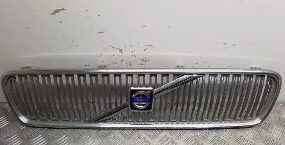 Volvo V50 Front bumper upper radiator grill 08678680