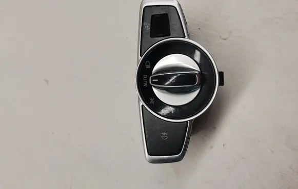 Mercedes-Benz E W213 Light switch A2229055508