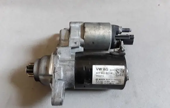 Seat Ibiza IV (6J,6P) Starter motor 02T911023R