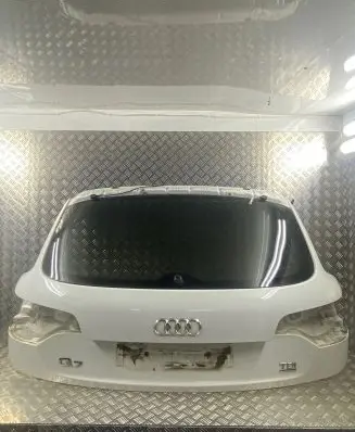 Audi Q7 4L Tailgate/trunk/boot lid