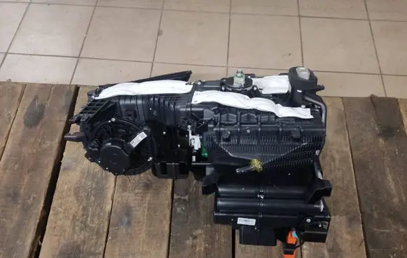 Hyundai Kona I Interior heater climate box assembly EB1D1PPJAA