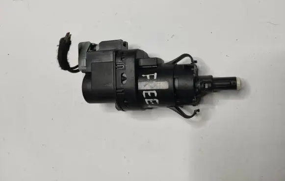Land Rover Freelander 2 - LR2 Brake pedal sensor switch 3M5T13480AC