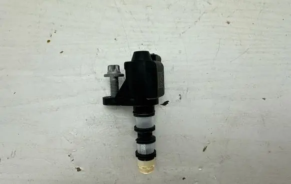 Mercedes-Benz Vito Viano W447 Valve A6541800515