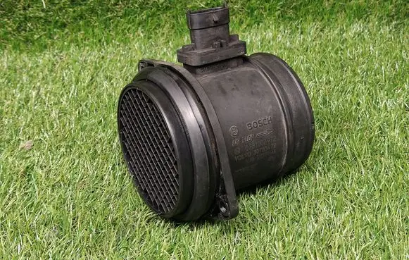 Volvo XC60 Mass air flow meter 30785472 8G9N12B579AA 0281002972