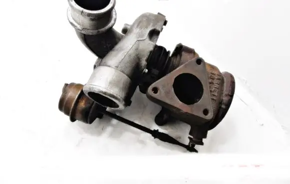 Mercedes-Benz Vito Viano W638 Turbo A61110961199