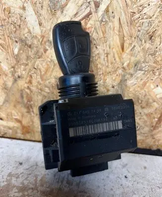 Mercedes-Benz E W211 Ignition lock 2115451408 33002209 900558518020619
