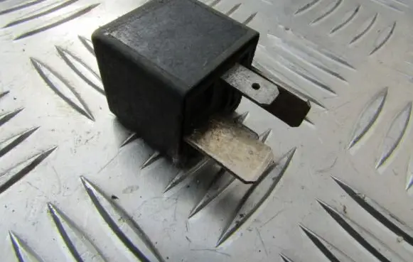 Ford Escort Other relay 83BG14N089CA V23134-J4-X37