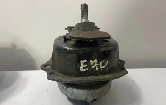 BMW X5 E70 Engine mount bracket 1234567