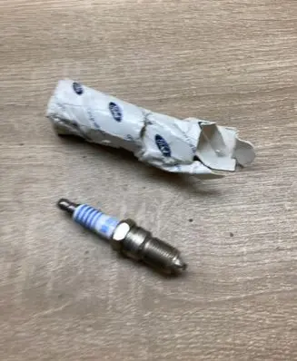 Ford Escort Spark plug 1216460 87YF12405AE