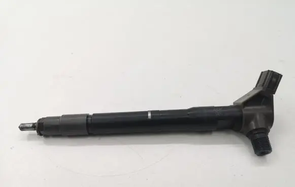 Fuel injector