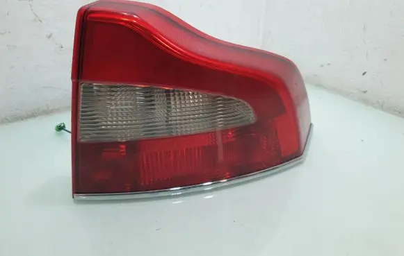 Volvo S80 Rear/tail lights