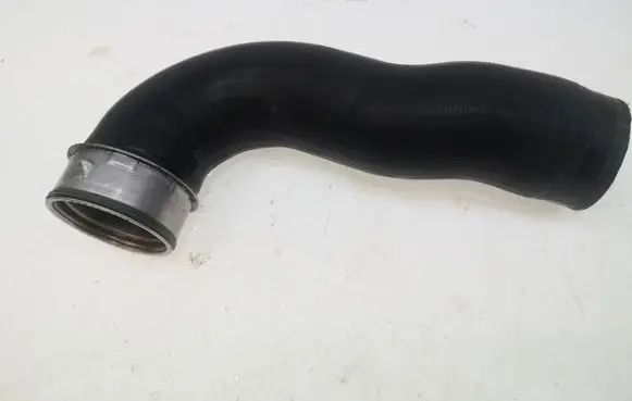 Volkswagen Golf VI Intercooler hose/pipe 1K0145832N