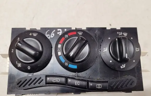 Mercedes-Benz A W168 Climate control unit 123799 1688300485