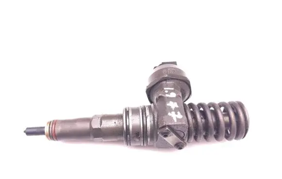 Volkswagen Caddy Fuel injector 0414720313