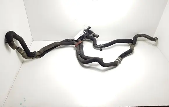 Nissan Qashqai Engine coolant pipe/hose 215148289R