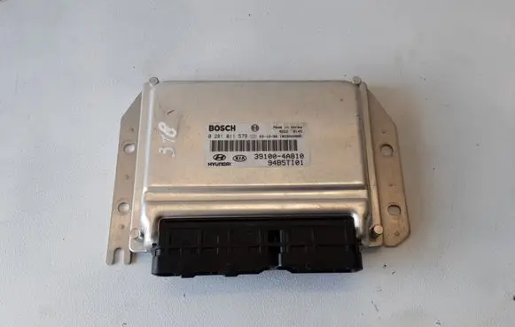 KIA Sorento Engine control unit/module 391004A810 0281011579 391504A860