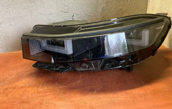 Hyundai Tucson TL Headlight/headlamp 92101