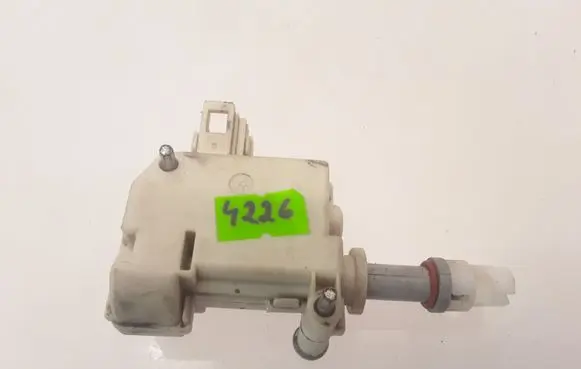 Fuel tank cap lock motor