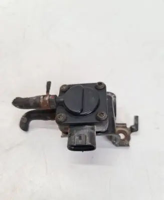 Toyota Avensis T250 Exhaust gas pressure sensor 8948020030