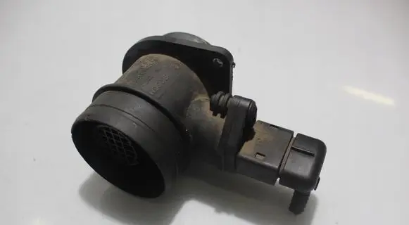 Skoda Fabia Mk2 (5J) Mass air flow meter 0281002531