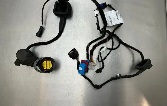 Alfa Romeo 159 Front door wiring loom 50504311 M10153A