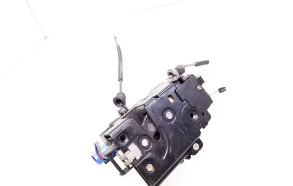 Skoda Fabia Mk1 (6Y) Front door lock 114978X 6Y0837099C
