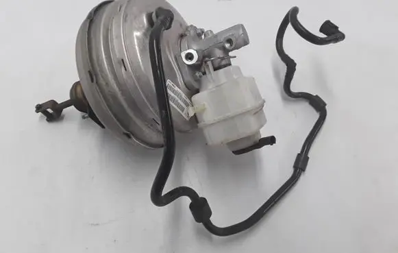 BMW 5 F10 F11 Brake booster