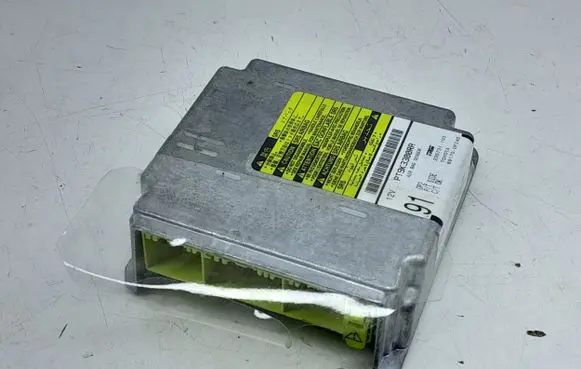 Toyota Corolla Verso E121 Airbag control unit/module 891700F240 235731103