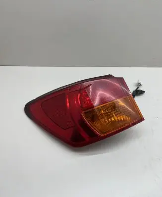 Lexus IS 220D-250-350 Rear/tail lights
