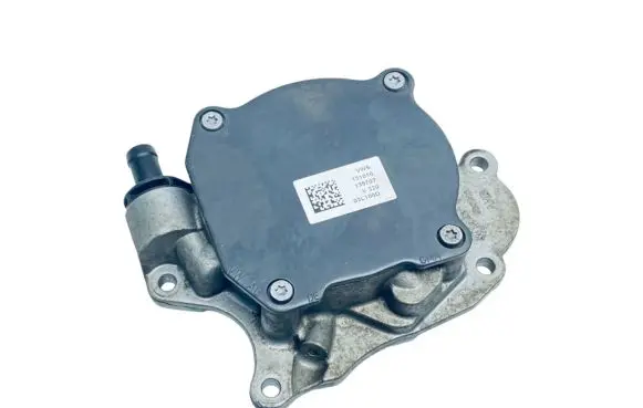 Volkswagen Jetta VI Vacuum pump 03L145100D