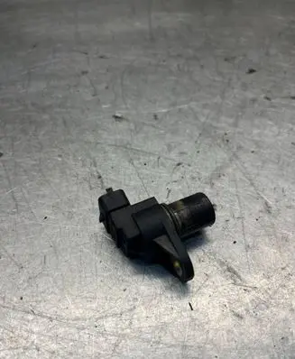 Mercedes-Benz E W210 Camshaft position sensor A0031539728