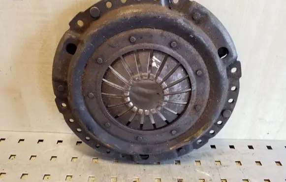 Opel Vectra B Pressure plate 
