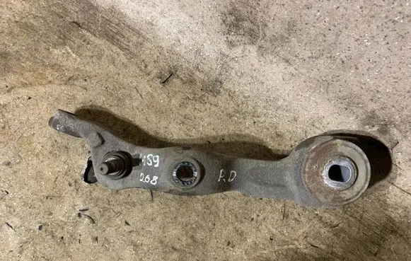 Mercedes-Benz SL R230 Front lower control arm/wishbone A2303301407